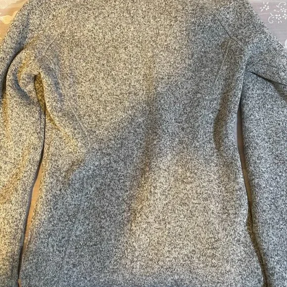 Cabela's Women's Sweater in Size S Buttons at Collar Super Soft! - Picture 7 of 8